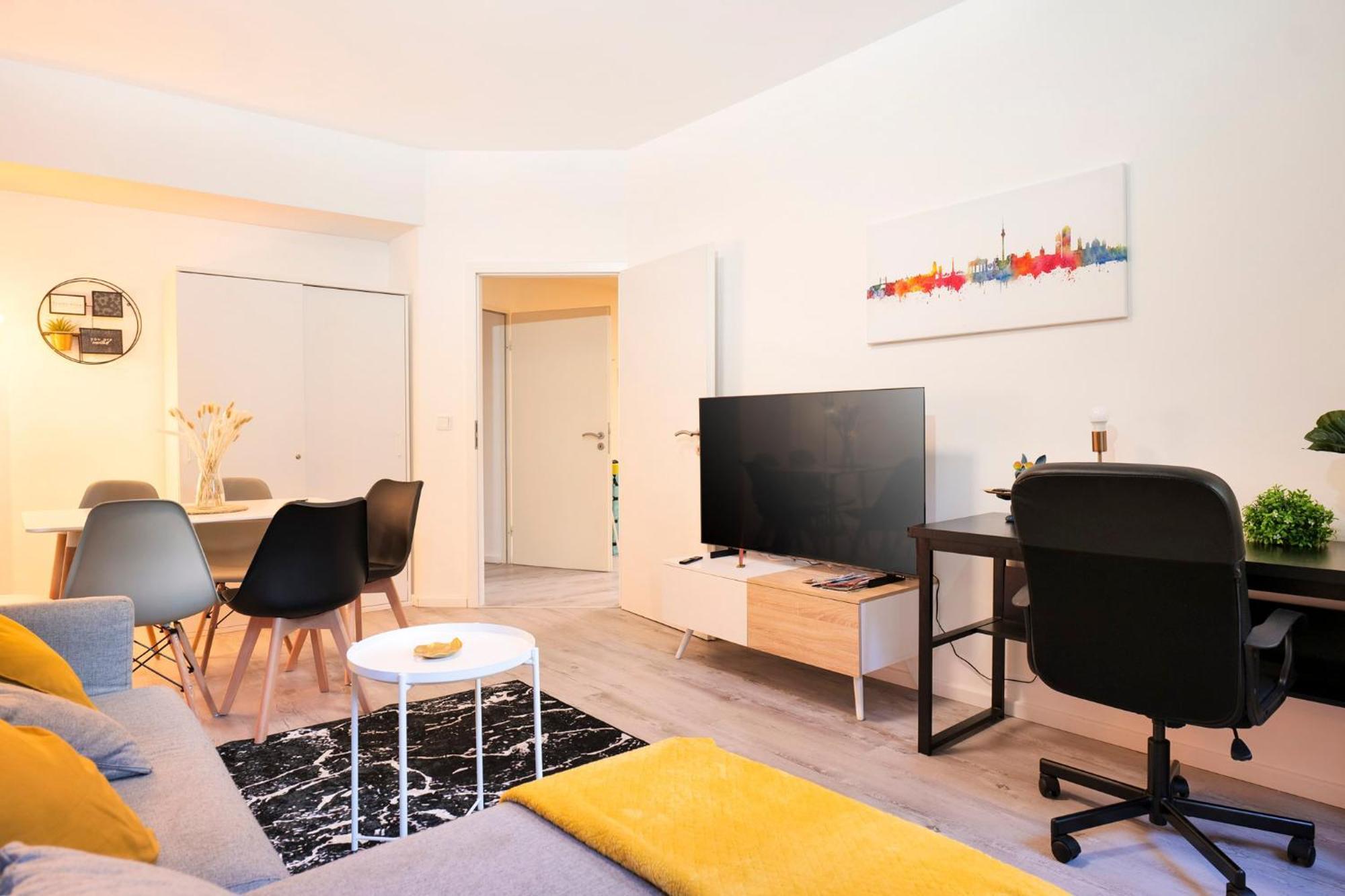 Apartamento Blue Chili 31 - Stadtwohnung Fuer 7 - Modern Zentral Karlshorst Wlan Berlim